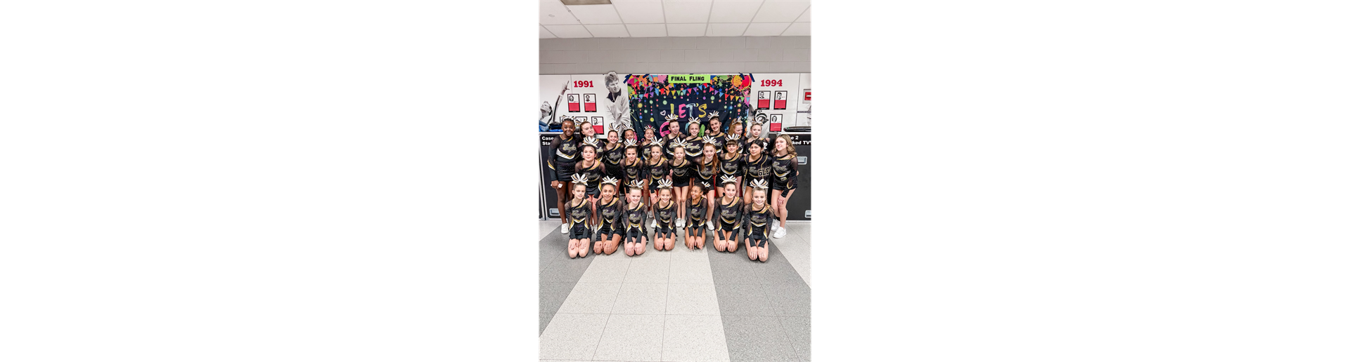 COMPETITION AND RECREATIONAL CHEERLEADERS